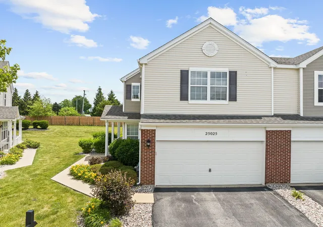 Homes for sale in Manhattan, IL | 25025 Clare Cir, Manhattan, IL 60442 | MLS# 12697366
