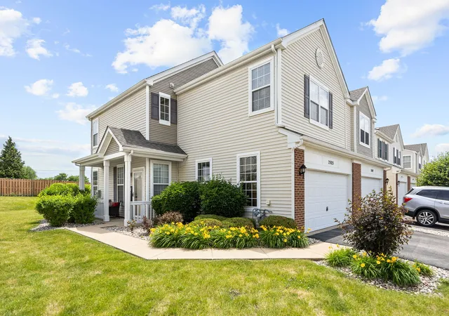 Homes for sale in Manhattan, IL | 25025 Clare Cir, Manhattan, IL 60442 | MLS# 12697366