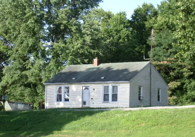 1st image of 46 Bassett Rd, Elizabethtown, IL 62931 | MLS# 12697383