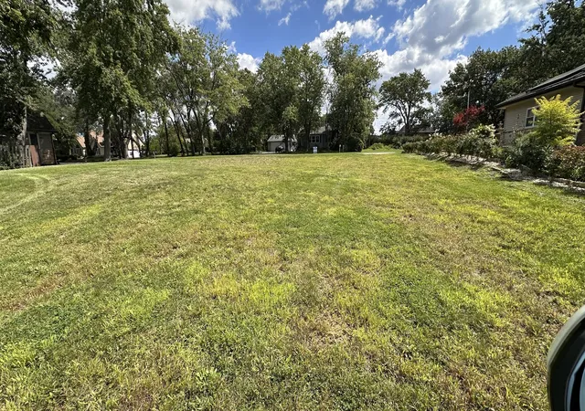 3rd image of 7240 Giddings Ave, Burr Ridge, IL 60527 | MLS# 12697387