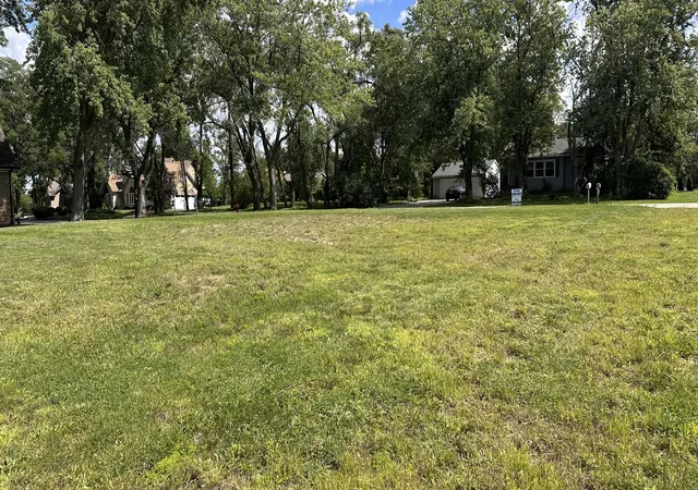4th image of 7240 Giddings Ave, Burr Ridge, IL 60527 | MLS# 12697387