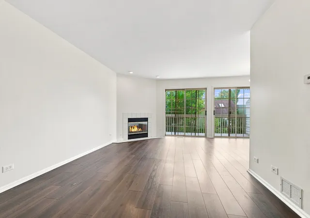 Photo 3 of Townhouse for sale at 1509 N Saint Marks Pl, Palatine, IL 60067 | MLS# 12697424 | Listing updated on 2026-09-01