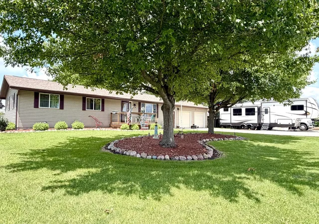 2nd image of 110 N Seigel St, Lostant, IL 61334 | MLS# 12697428