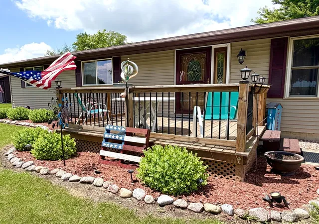 4th image of 110 N Seigel St, Lostant, IL 61334 | MLS# 12697428