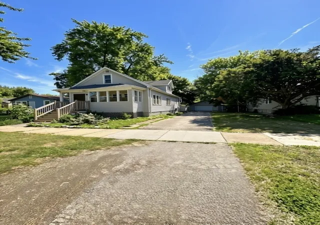 2nd image of 13921 S Atlantic Ave, Riverdale, IL 60827 | MLS# 12697457