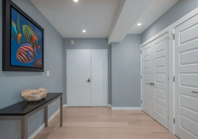 3rd image of 175 E Delaware Pl #7201-7202, Chicago, IL 60611 | MLS# 12697463