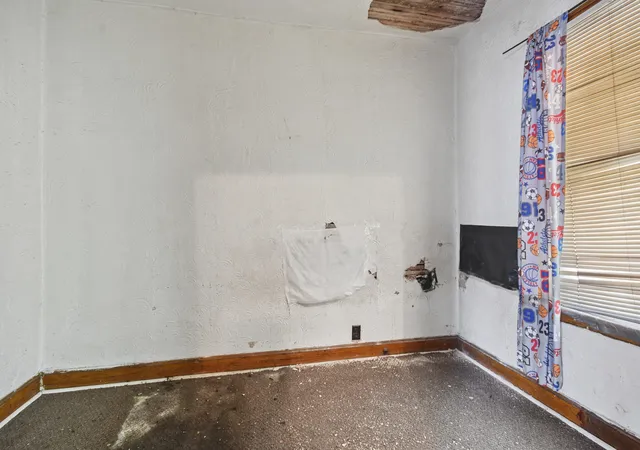 4th image of 8918 S Woodlawn Ave, Chicago, IL 60619 | MLS# 12697472