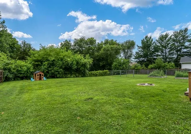 Homes for sale in Machesney Park, IL | 819 Greglynn St, Machesney Park, IL 61115 | MLS# 12697475