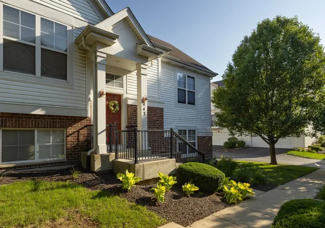 1st image of 442 Plaza Pl, Aurora, IL 60504 | MLS# 12697491