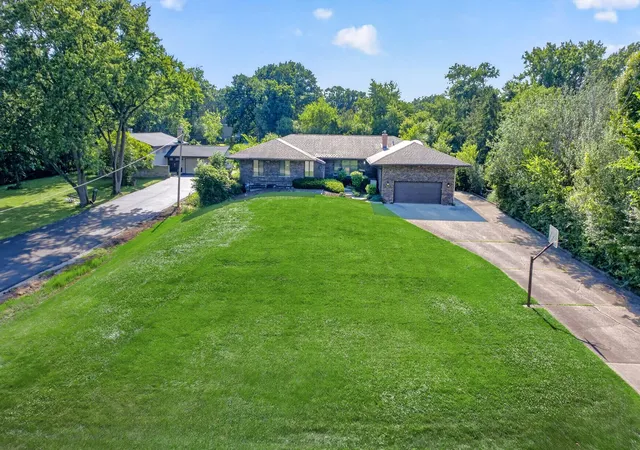 3rd image of 3620 Douglas Rd, Downers Grove, IL 60515 | MLS# 12697519