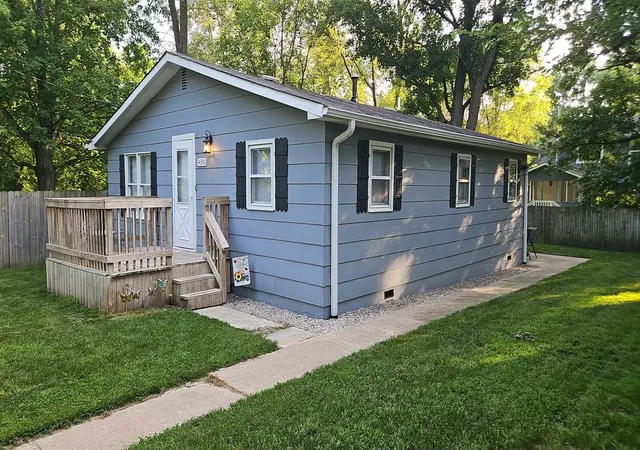 2nd image of 34350 S Pinegrove Ave, Wilmington, IL 60481 | MLS# 12697576