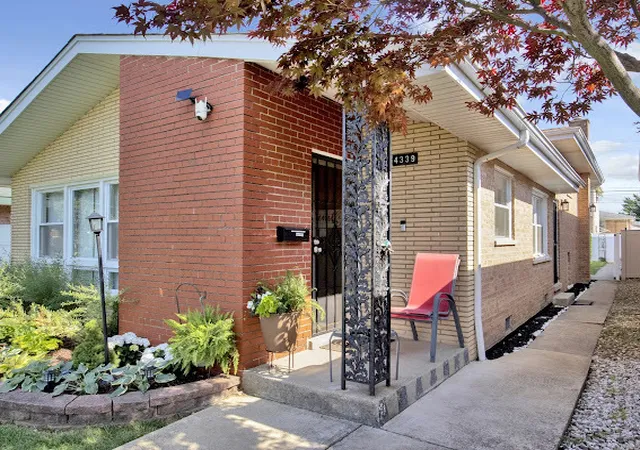 Photo 3 of Sale Pending at 4339 W 83rd Street, Chicago, IL 60652 | MLS# 12697586 | Listing updated on 2026-08-11