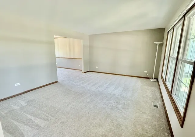 3rd image of 4108 Schillinger Dr, Naperville, IL 60564 | MLS# 12697590