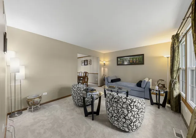4th image of 4108 Schillinger Dr, Naperville, IL 60564 | MLS# 12697590