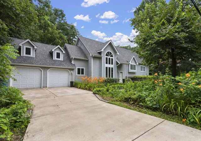 1st image of 11505 S 86th Ave, Palos Park, IL 60464 | MLS# 12697615