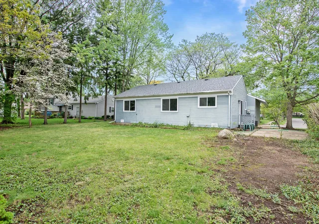 22nd image of 106 Foxcroft Rd, Naperville, IL 60565 | MLS# 12697636