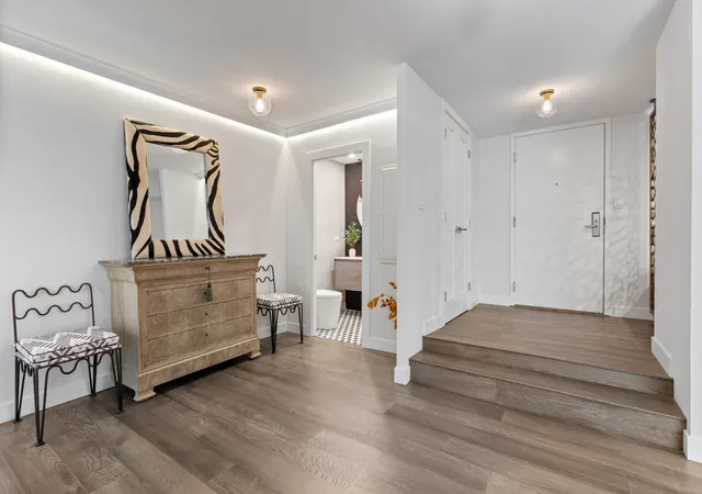 Homes for sale in Chicago, IL | 1430 N Astor St, Chicago, IL 60610