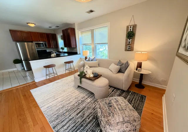 Homes for sale in Chicago, IL | 4201 N Sawyer Ave #2, Chicago, IL 60618 | MLS# 12697662