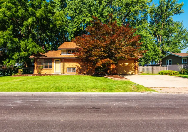 1st image of 721 Helene St, Shorewood, IL 60404 | MLS# 12697696
