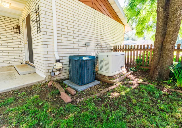 34th image of 721 Helene St, Shorewood, IL 60404 | MLS# 12697696