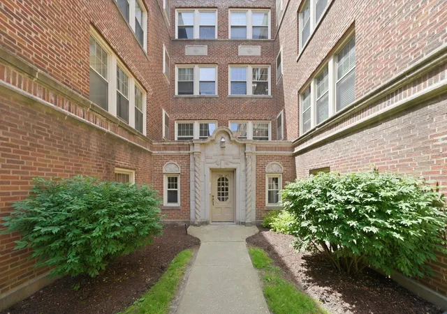 Homes for sale in Chicago, IL | (Undisclosed), Chicago, IL 60626 | MLS# 12697742