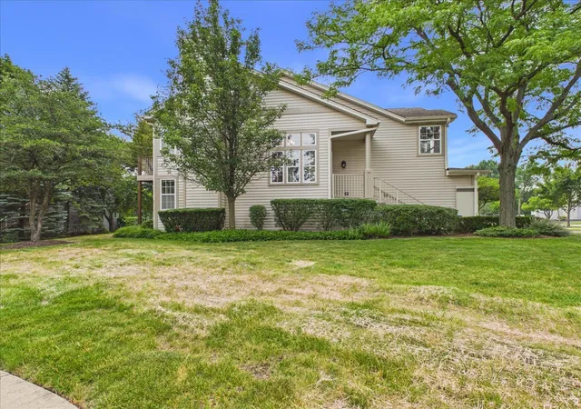 Photo 24 of Townhouse for sale at 2490 Palazzo Ct #2490, Buffalo Grove, IL 60089 | MLS# 12697793 | Listing updated on 2026-09-06