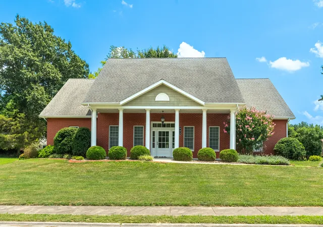 Homes for sale in Carbondale, IL | 605 Deer Trl, Carbondale, IL 62901 | MLS# 12697794