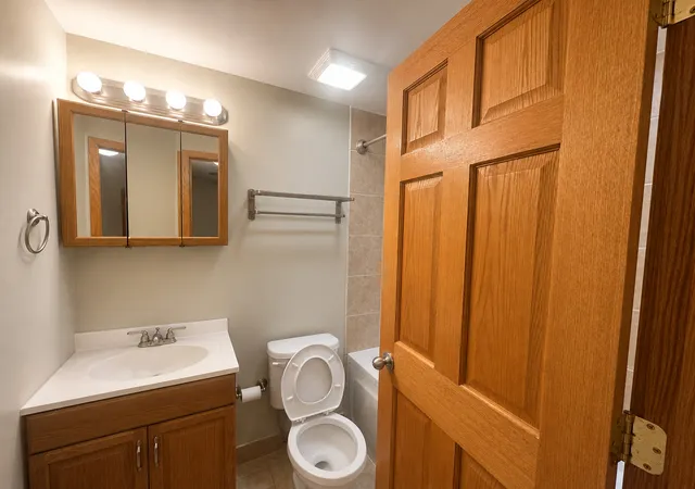 Homes for sale in Chicago, IL | 5252 S Drexel Ave #1A, Chicago, IL 60615 | MLS# 12697802