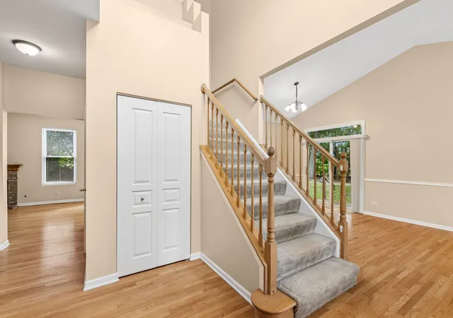 2nd image of 766 Providence Ln, Crystal Lake, IL 60012 | MLS# 12697815