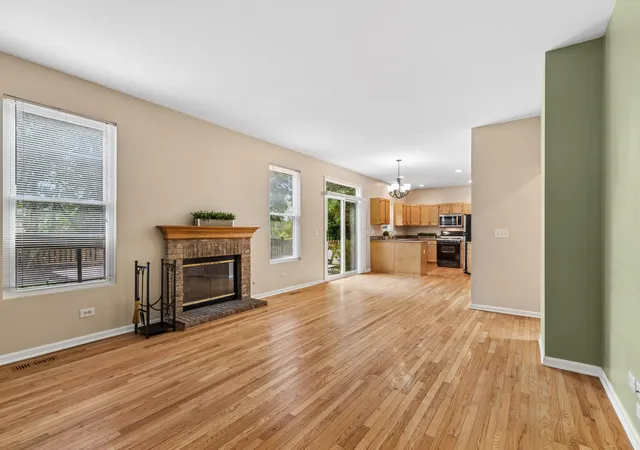 Photo 4 of Single family home for sale at 766 Providence Ln, Crystal Lake, IL 60012 | MLS# 12697815 | Listing updated on 2026-08-28