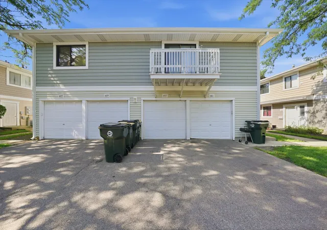 Homes for sale in Hanover Park, IL | 1437 Sutter Dr #1437, Hanover Park, IL 60133 | MLS# 12697816