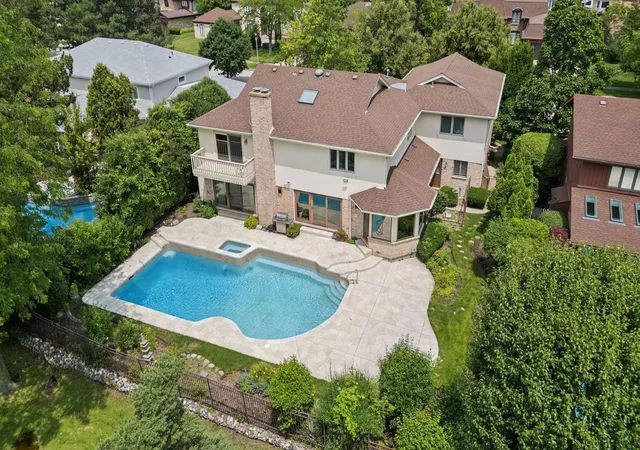 2nd image of 3639 Pebble Beach Rd, Northbrook, IL 60062 | MLS# 12697822