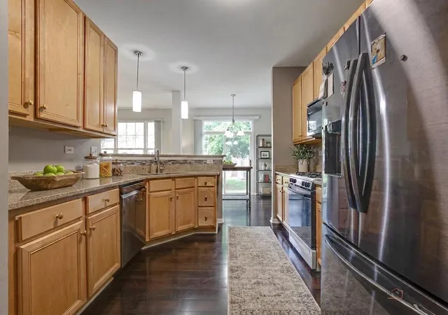Homes for sale in Vernon Hills, IL | 467 Pine Lake Cir, Vernon Hills, IL 60061 | MLS# 12697837