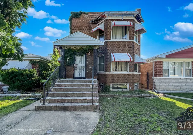 1st image of 9737 S Prairie Ave, Chicago, IL 60628 | MLS# 12697839