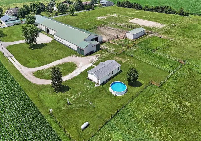 Homes for sale in Urbana, IL | 1936 County Road 1850 N, Urbana, IL 61802 | MLS# 12697855