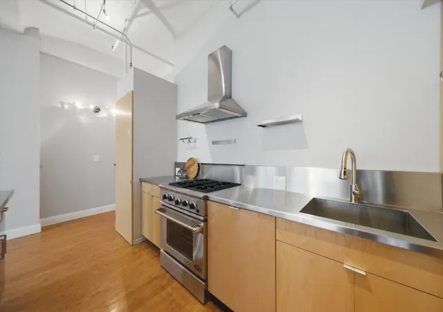 5th image of 633 S Plymouth Ct #702, Chicago, IL 60605 | MLS# 12697873