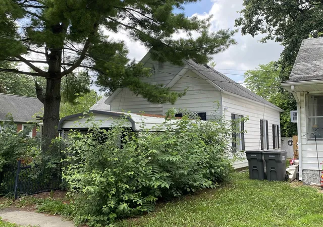 Homes for sale in Virden, IL | 967 N Noble St, Virden, IL 62690 | MLS# 12697880