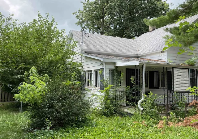 Homes for sale in Virden, IL | 967 N Noble St, Virden, IL 62690 | MLS# 12697880