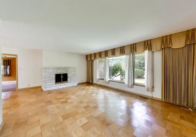 Homes for sale in Prospect Heights, IL | 1015 Sherwood Dr, Prospect Heights, IL 60070 | MLS# 12697885