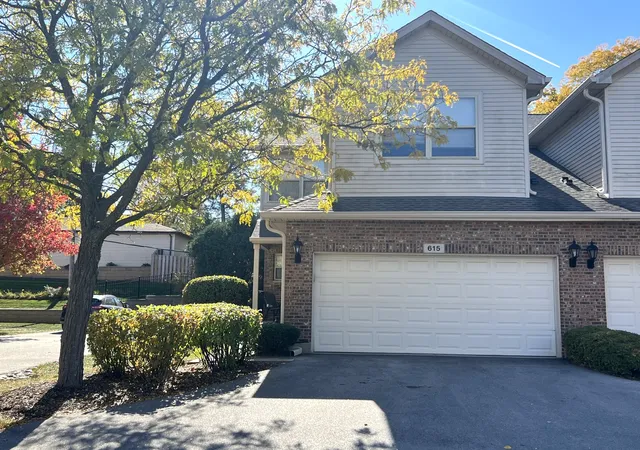 Photo 1 of Townhouse for sale at 615 W St Johns Pl, Addison, IL 60101 | MLS# 12697892 | Listing updated on 2026-08-25
