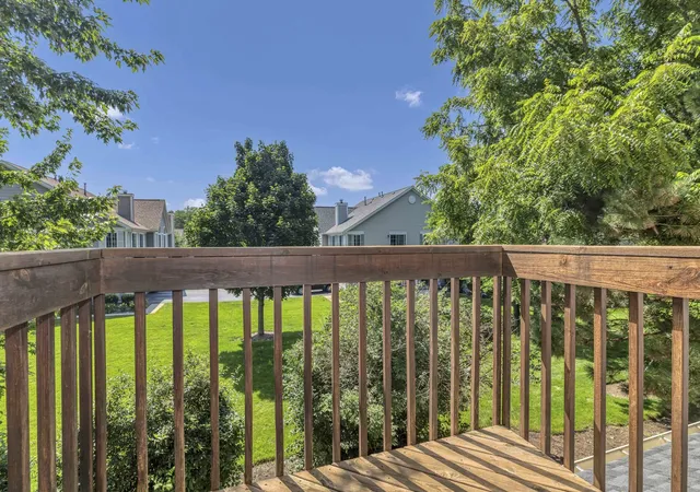 Homes for sale in South Elgin, IL | 302 Windsor Ct #D, South Elgin, IL 60177 | MLS# 12697893
