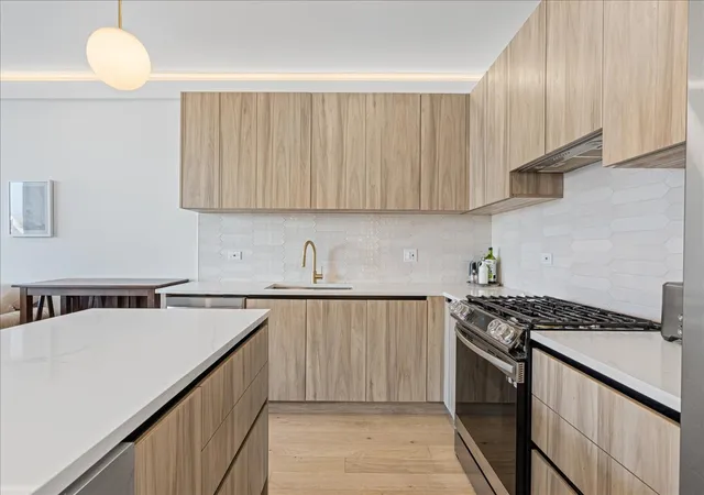 4th image of 2611 W Haddon Ave, Chicago, IL 60622