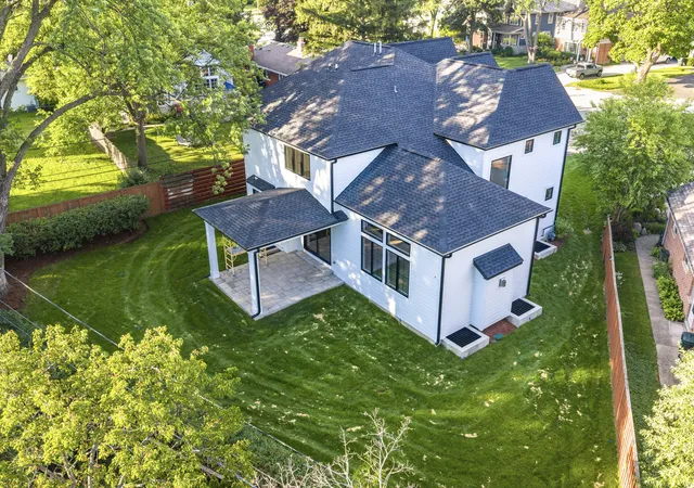 Homes for sale in Glenview, IL | 440 Briarhill Rd, Glenview, IL 60025 | MLS# 12697958