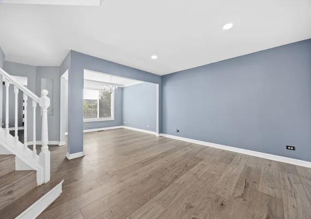 Photo 3 of Single family home for sale at 1112 Trailsend Ln, Joliet, IL 60436 | MLS# 12698000 | Listing updated on 2026-09-21
