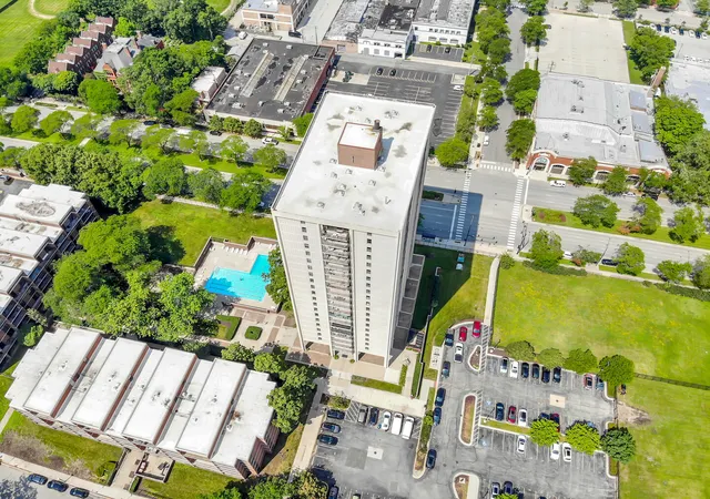 Homes for sale in Chicago, IL | 2901 S Michigan Ave #403, Chicago, IL 60616 | MLS# 12698008