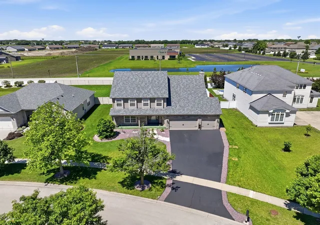 Homes for sale in Channahon, IL | 26326 W Silver Stream Dr, Channahon, IL 60410 | MLS# 12698041