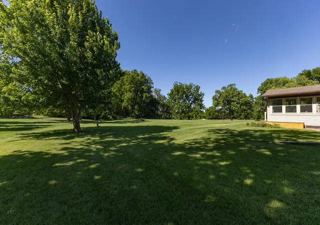 Homes for sale in East Moline, IL | 17028 Hubbard Rd, East Moline, IL 61244 | MLS# 12698044