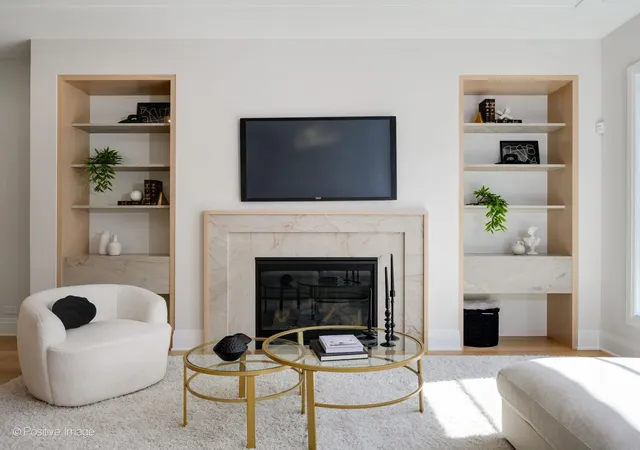 4th image of 3923 N Janssen Ave #2E, Chicago, IL 60613 | MLS# 12698055