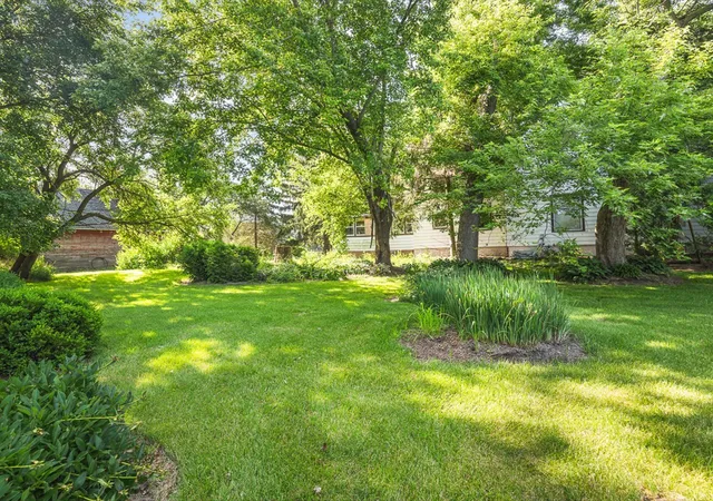 Photo 2 of Single family home for sale at 9637 Poplar Grv Rd, Belvidere, IL 61008 | MLS# 12698059 | Listing updated on 2026-09-14