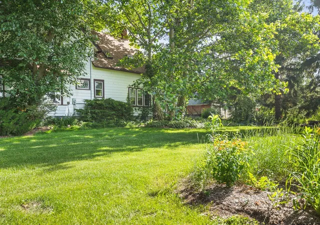 Photo 3 of Single family home for sale at 9637 Poplar Grv Rd, Belvidere, IL 61008 | MLS# 12698059 | Listing updated on 2026-09-14